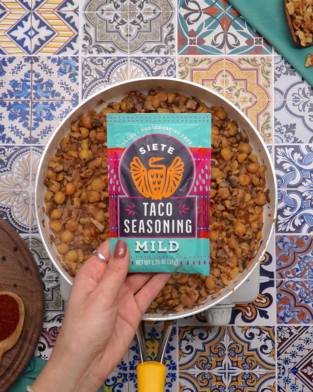Siete Family Foods, Mild Taco Seasoning Spice Mix, 1.31 oz. Packet