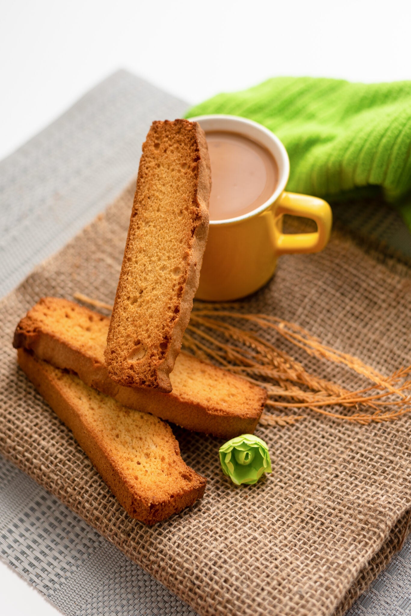 Eggless Cake Rusk