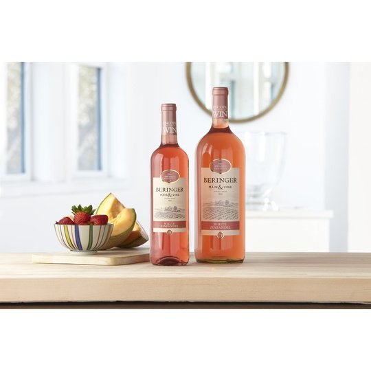 Beringer Main & Vine White Zinfandel California Collection Rose Wine, 750 ml Glass, ABV 12.00%